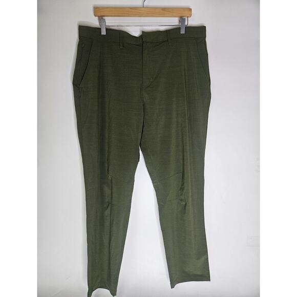 Fabletics Performance Pants Men’s Size 38x29 Forest Green Lightweight Golf